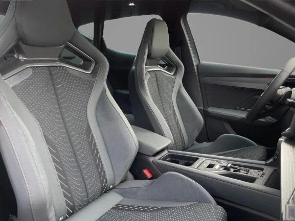 Cupra Formentor VZ* EXTREME* ABT* KEYLESS* DISTR* PANO*  - изображение 8