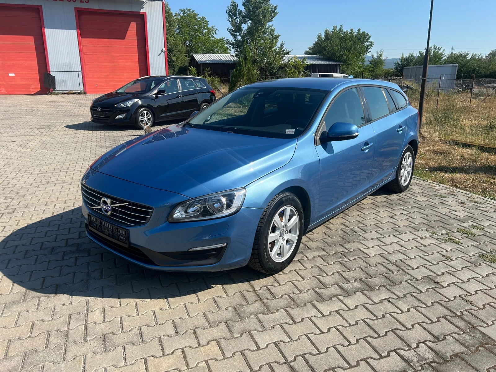 Volvo V60 1.6 D2, снимка 1