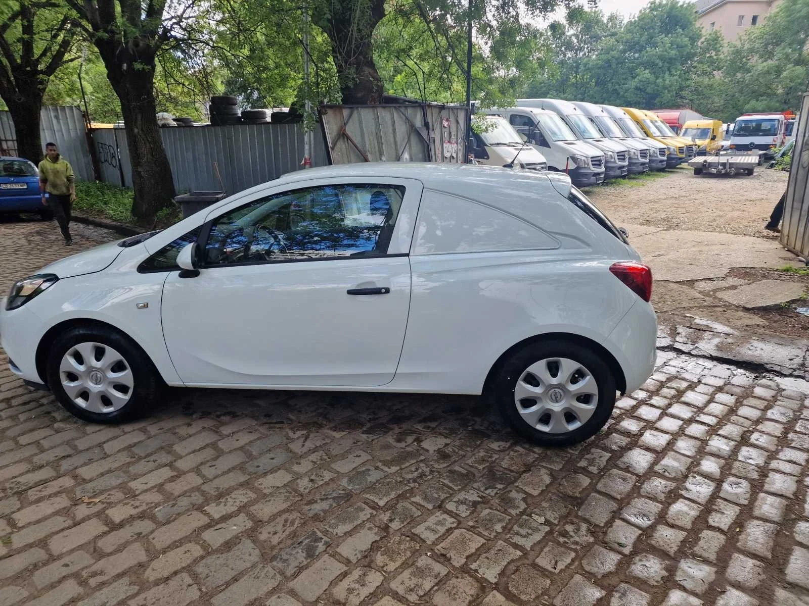 Opel Corsa 1.3TD - изображение 2