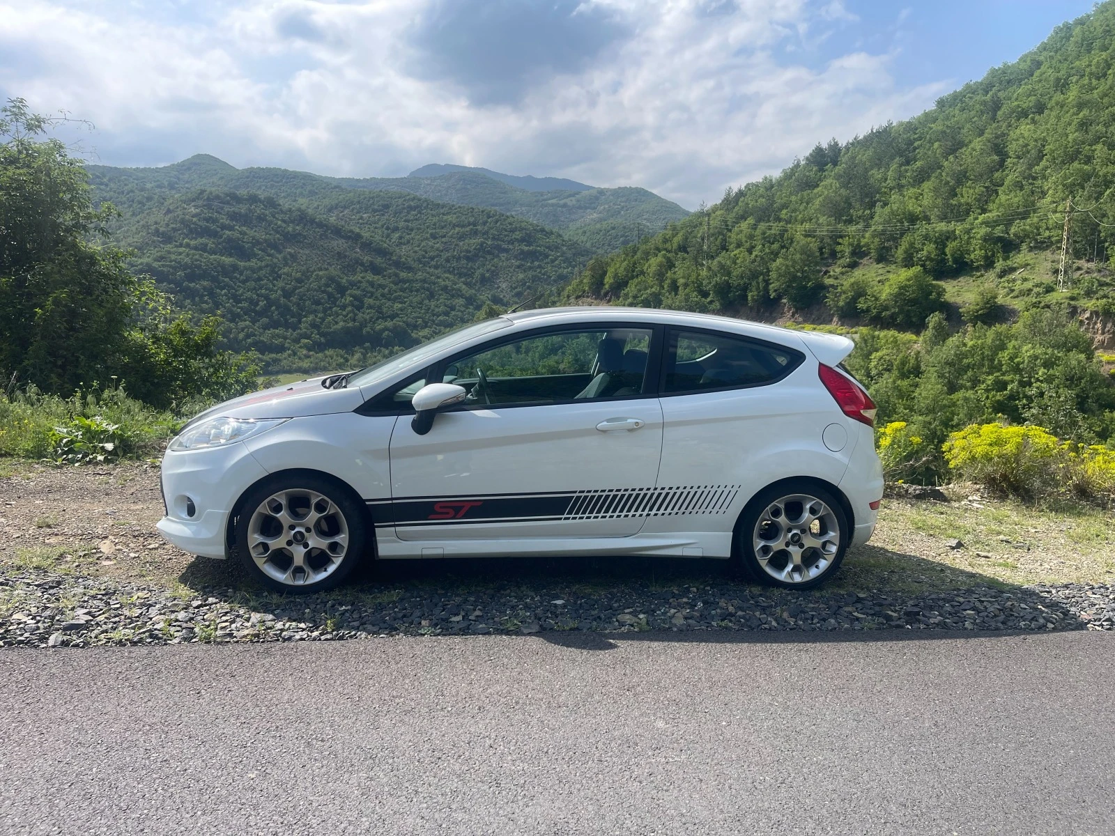 Ford Fiesta 1, 6 ST Line 120ps Titanium - изображение 5