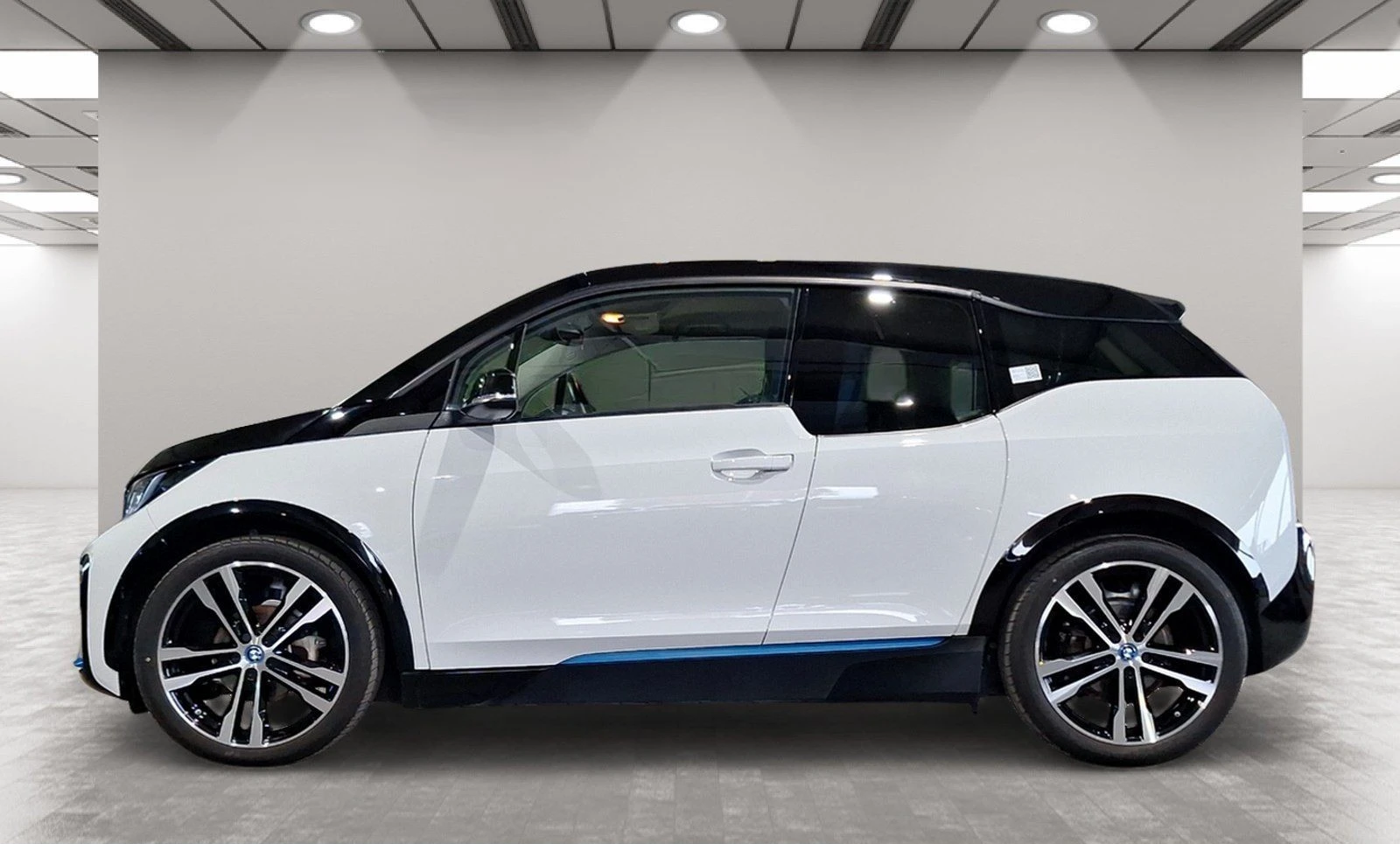 BMW i3 s/ 120Ah/ PDC/ NAVI/ ACC/ ТЕРМОПОМПА/ - изображение 4