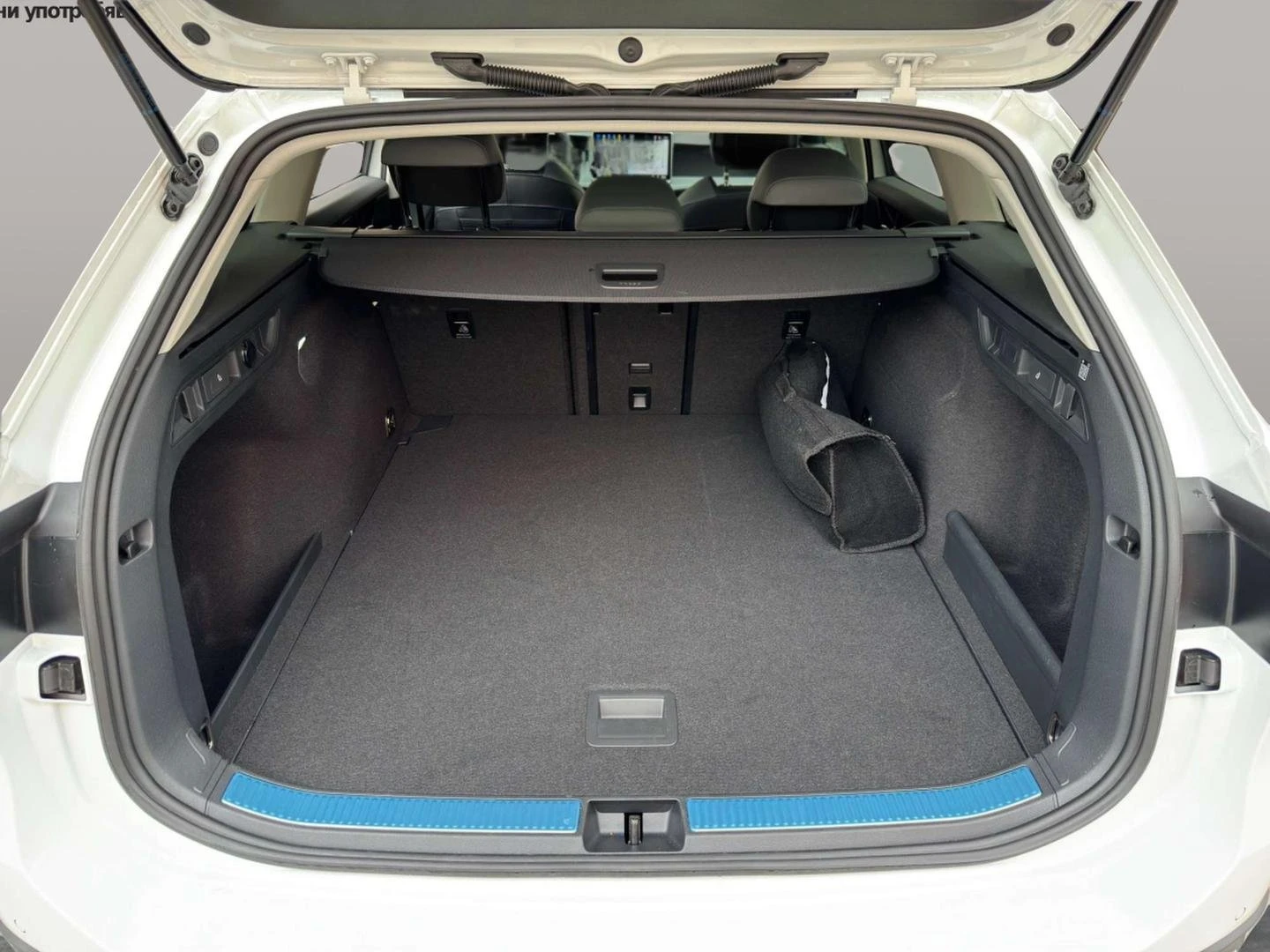 VW Passat 9 Business 1.5 eTSI DSG - изображение 10