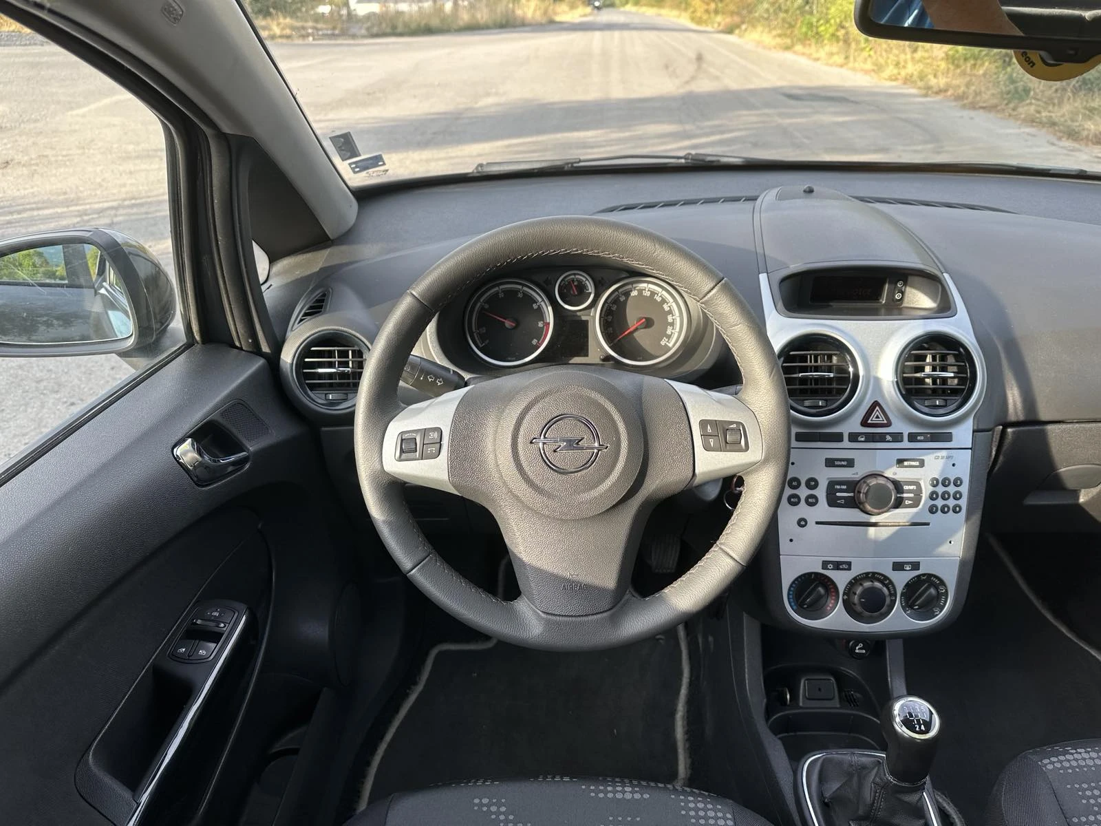 Opel Corsa 1.3CDTI - изображение 10