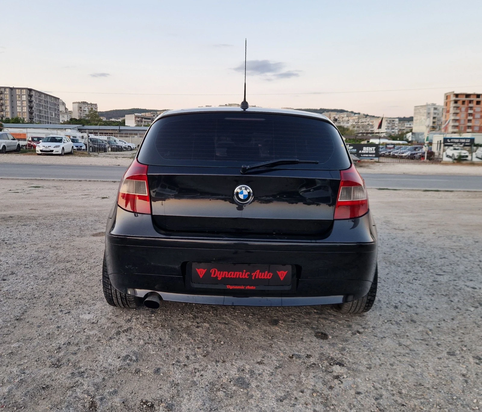BMW 118 Регистриран / Автомат / Лизинг / Бартер / Facelif  - изображение 5