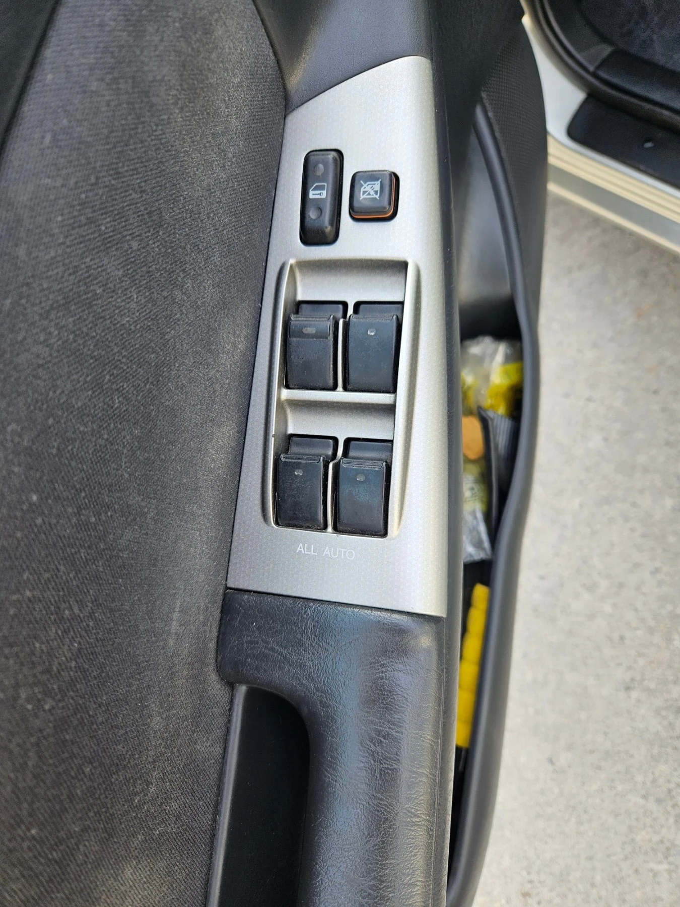 Toyota Corolla 1.4VVti  | Mobile.bg   13