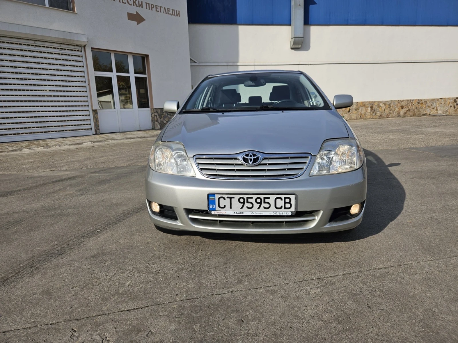 Toyota Corolla 1.4VVti седан - изображение 2