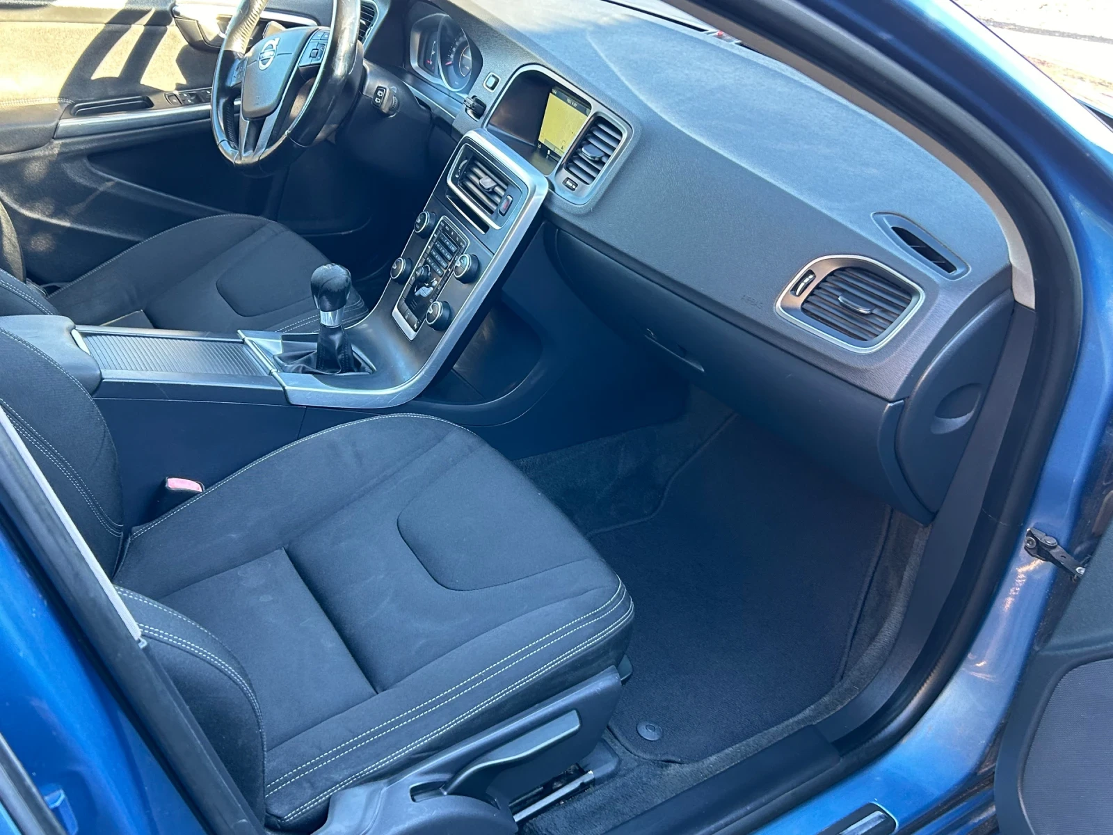 Volvo V60 1.6 D2 | Mobile.bg � ����������� 13