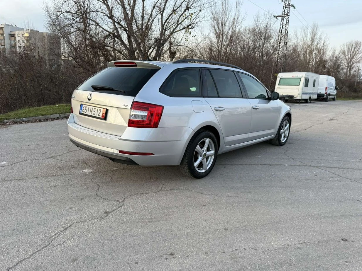 Skoda Octavia 2.0TDI 4x4 Facelift - изображение 4