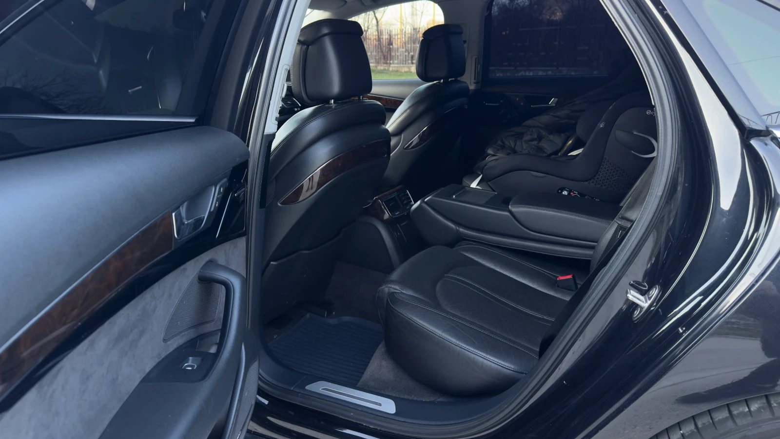 Audi A8 4.2TDI= Нощно виждане= Камера= Масаж= Обдухване= B, снимка 11 - Автомобили и джипове - 53745256