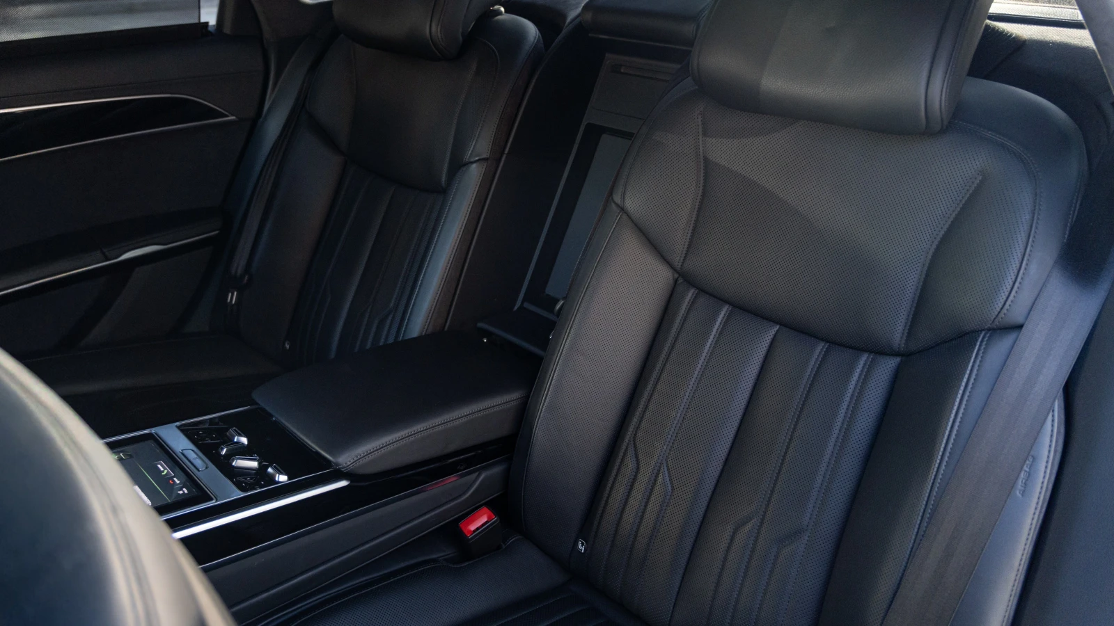 Audi A8, снимка 14 - Автомобили и джипове - 53839037