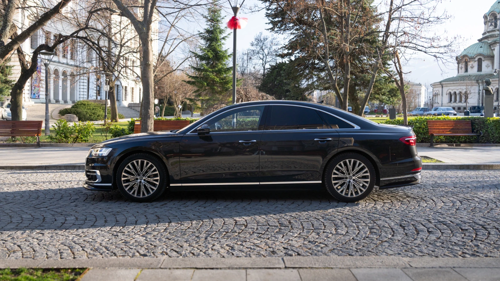 Audi A8, снимка 5 - Автомобили и джипове - 53839037