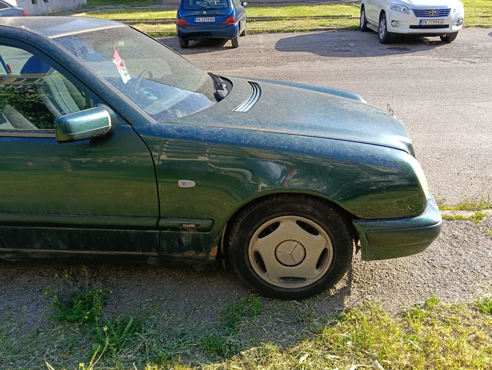 Mercedes-Benz E 200, снимка 3 - Автомобили и джипове - 54742536