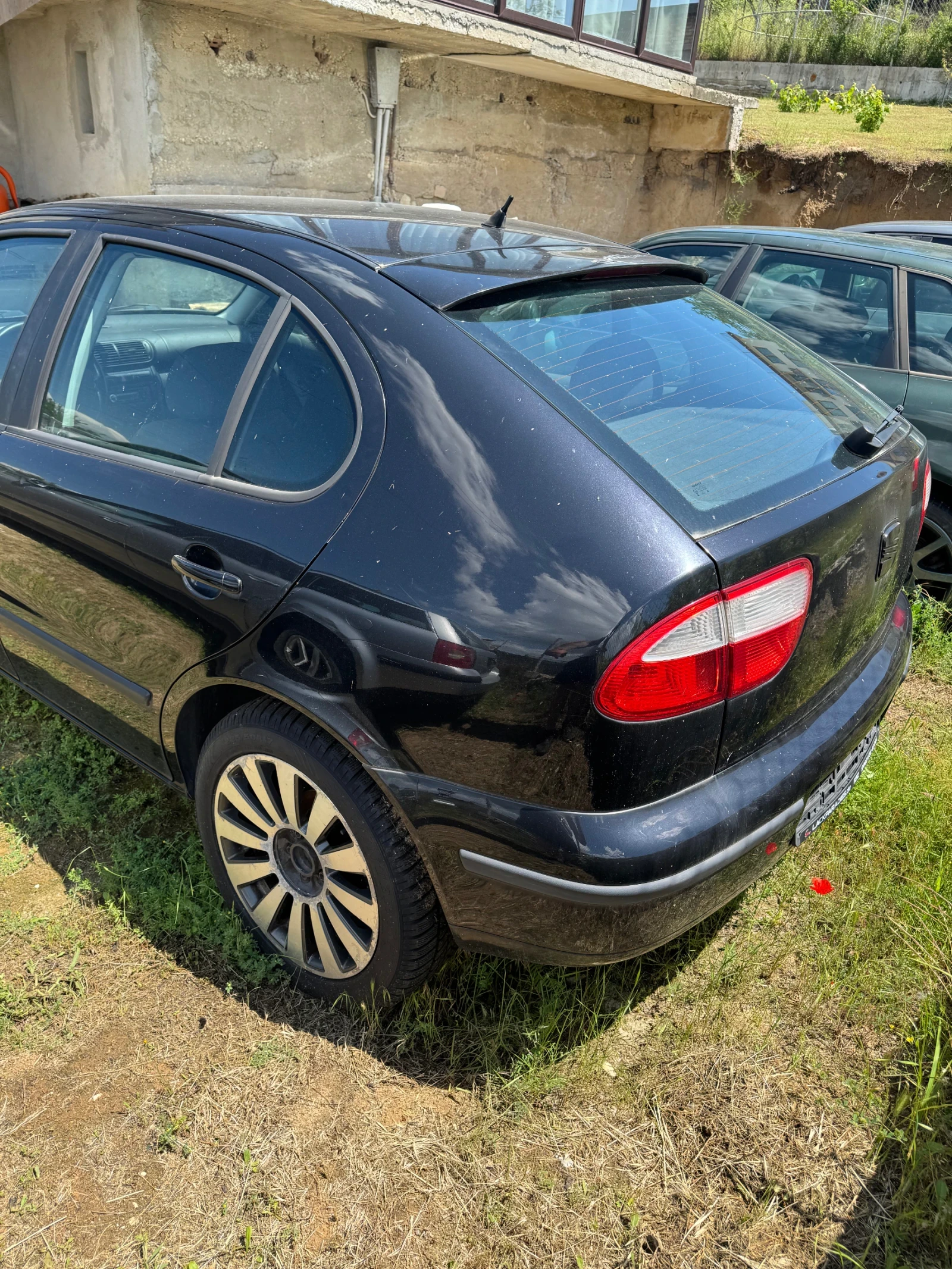 Seat Leon 1.6, снимка 3 - Автомобили и джипове - 54761623