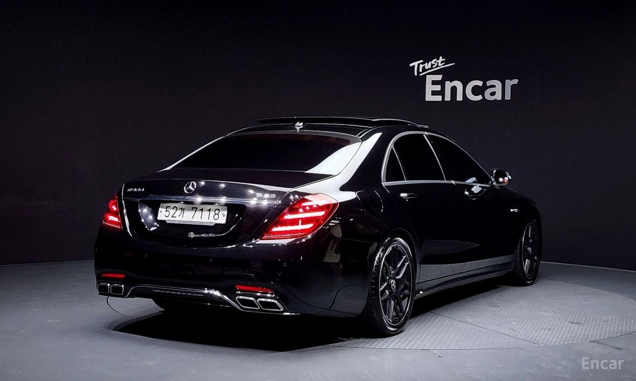 Mercedes-Benz S 63 AMG 4MATIC+ FACE* BURMESTER 3D* ХЕДЪП* 360* DISTRONIC*, снимка 4 - Автомобили и джипове - 54881362