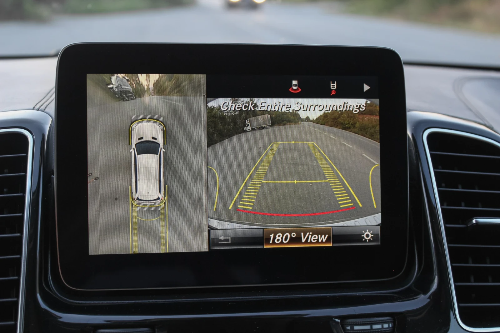 Mercedes-Benz GLS 450 Mercedes-Benz GLS 450 4MATIC AMG пакет, снимка 14 - Автомобили и джипове - 55340046