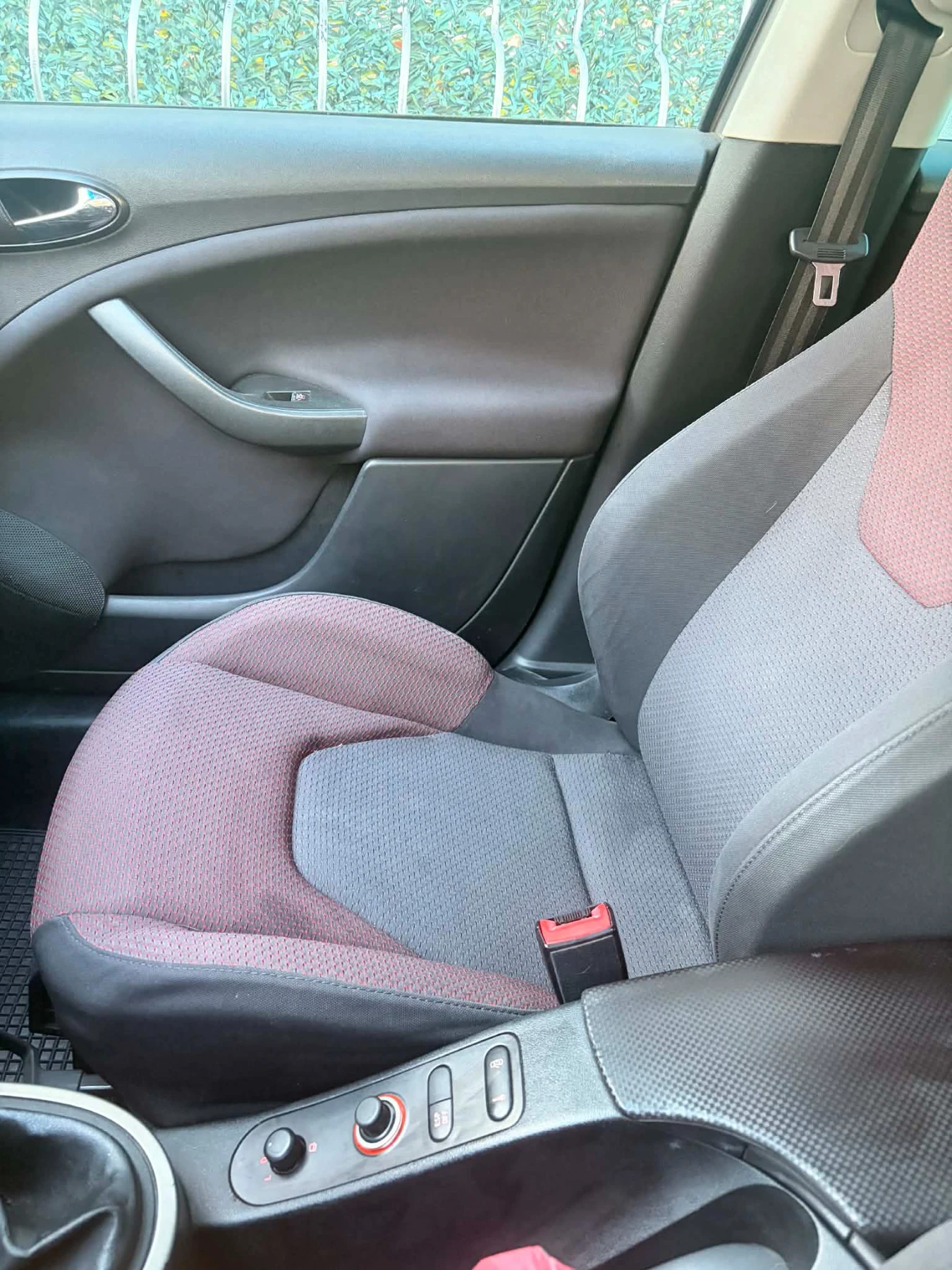Seat Altea, снимка 7 - Автомобили и джипове - 55417516