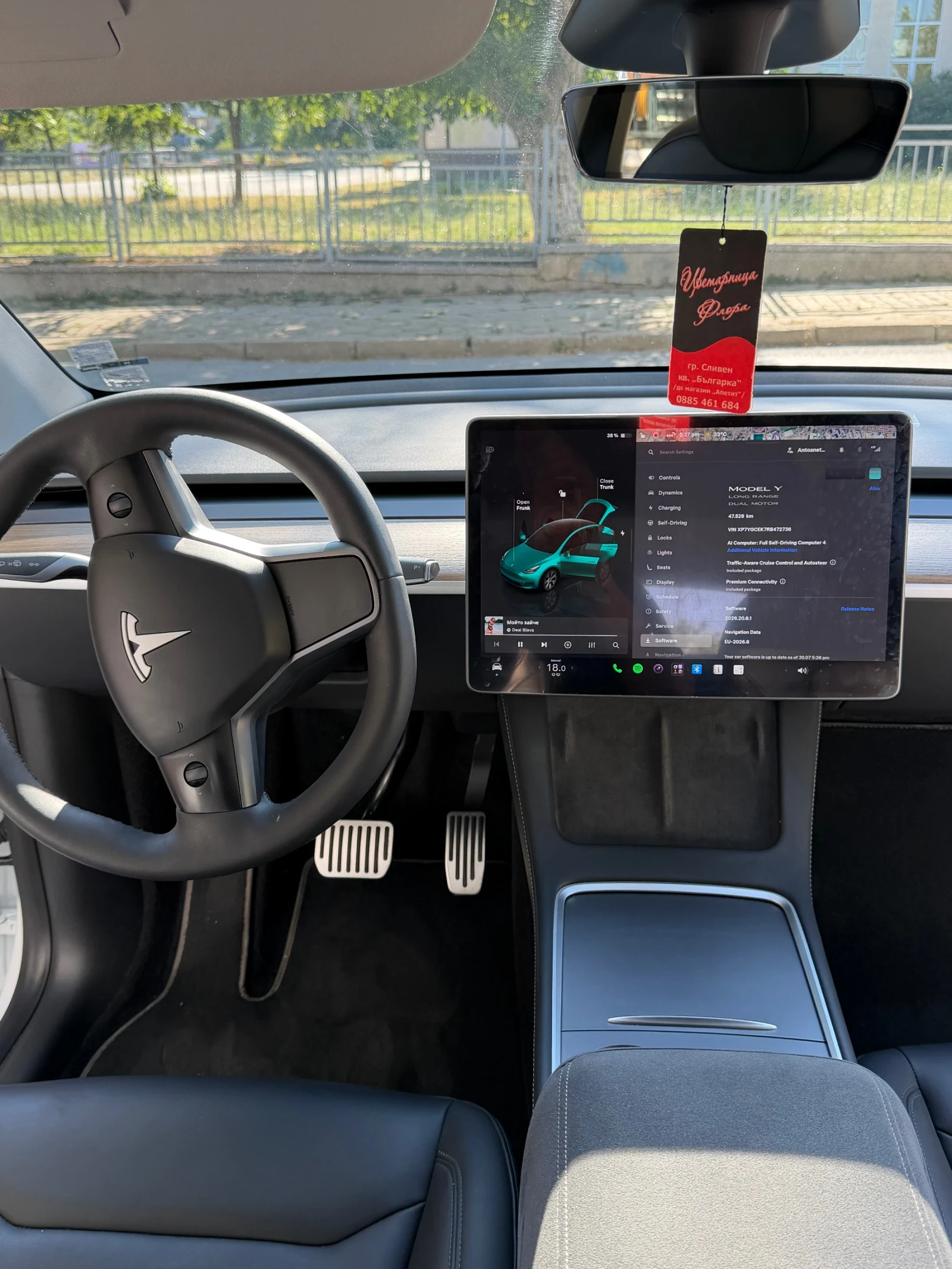 Tesla Model Y Dual motor, снимка 17 - Автомобили и джипове - 55479119