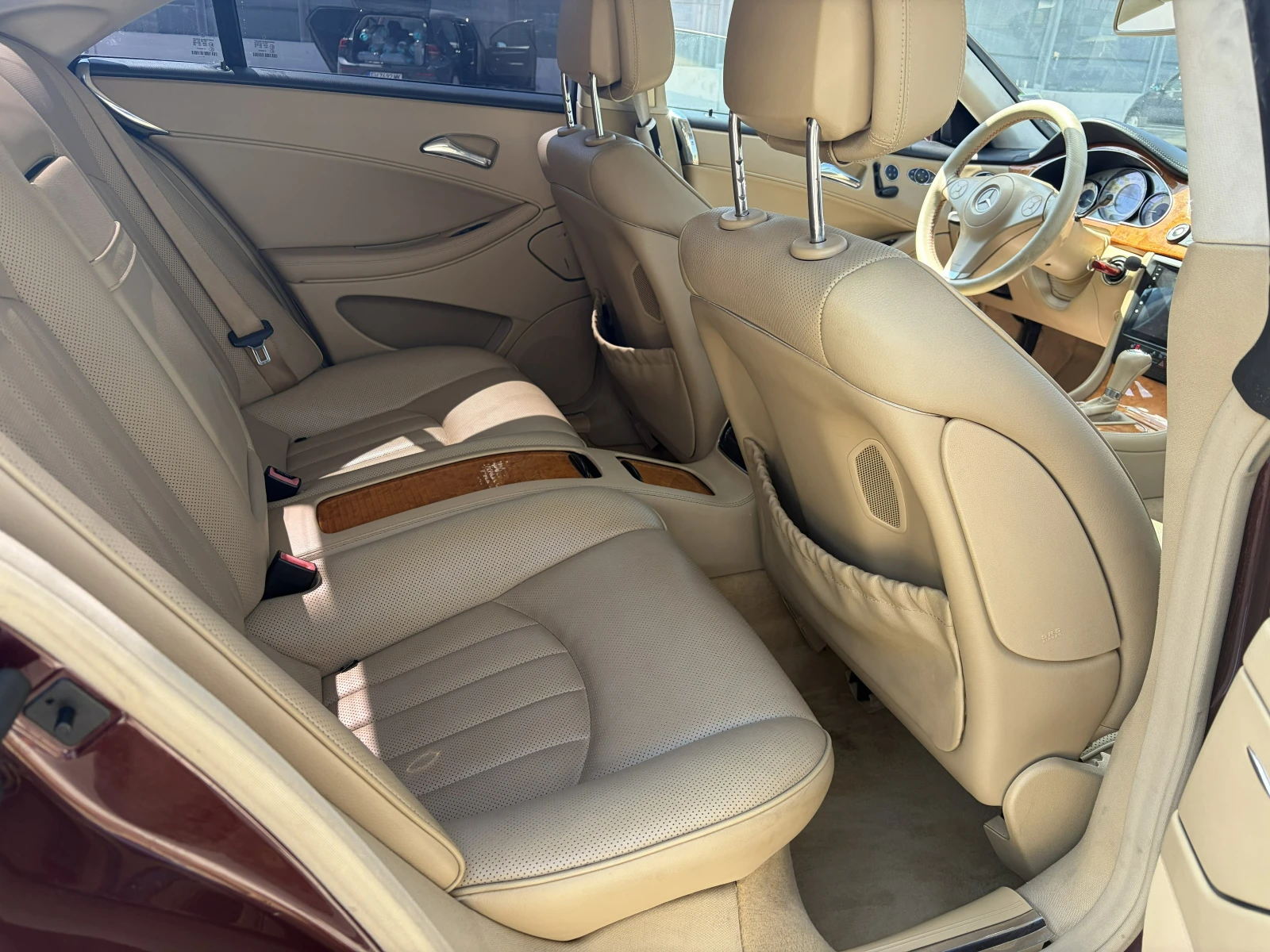 Mercedes-Benz CLS 320 4 Matic CDI , снимка 15 - Автомобили и джипове - 55529903