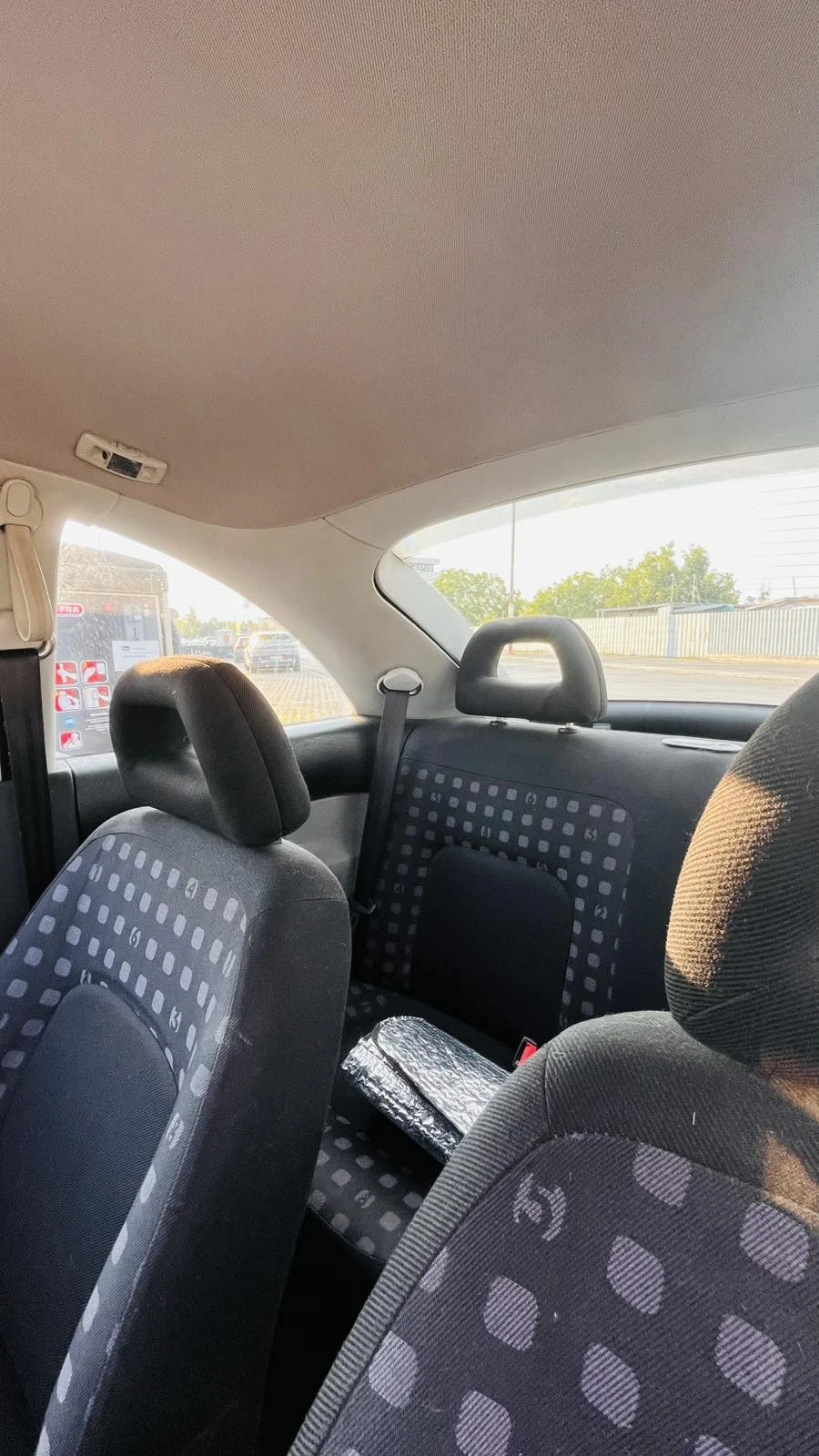 VW New beetle, снимка 12 - Автомобили и джипове - 55583703