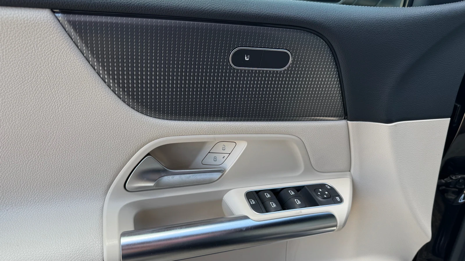 Mercedes-Benz B 200, снимка 12 - Автомобили и джипове - 55595886