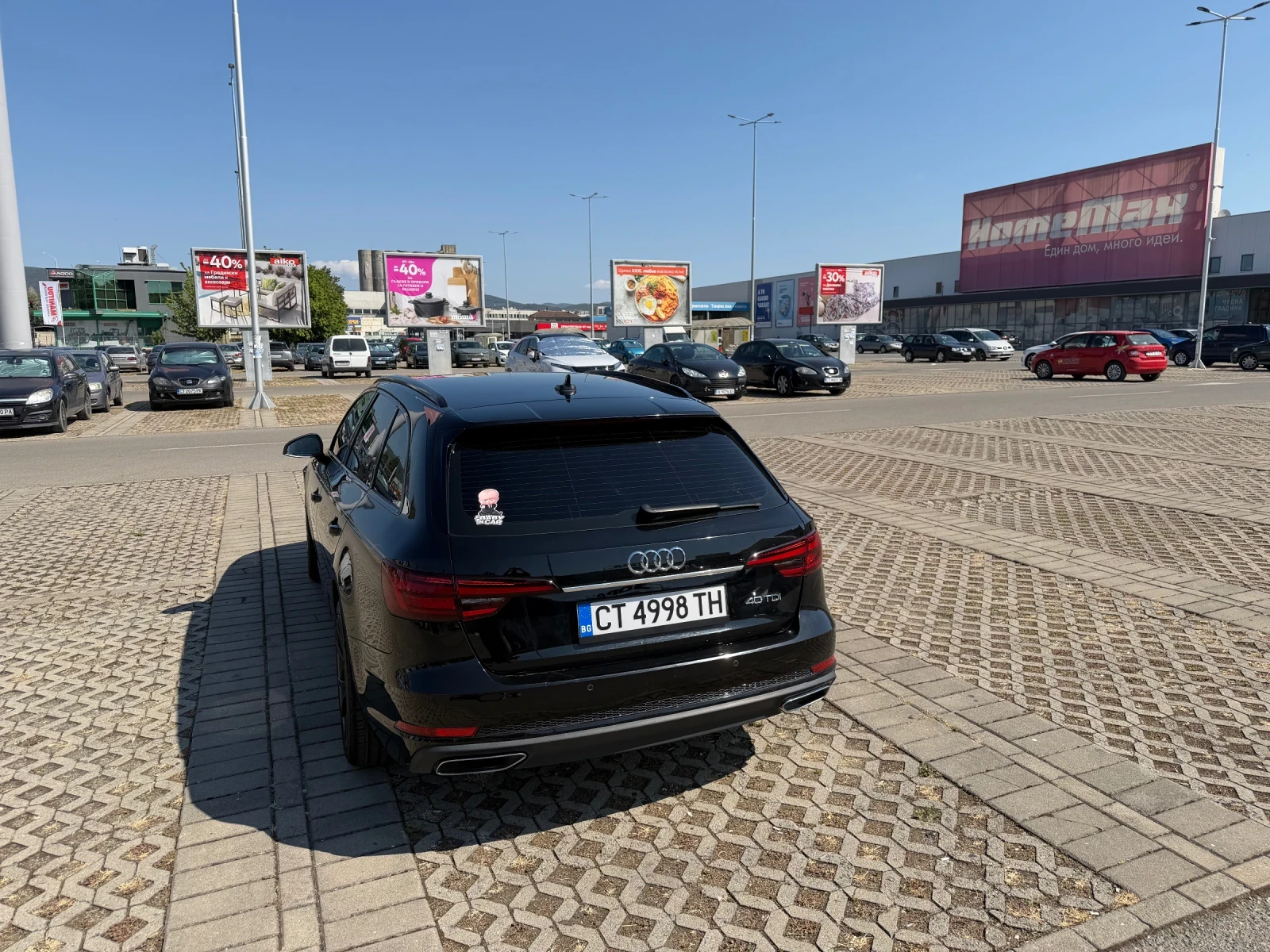 Audi A4 40TDI Blackline, снимка 5 - Автомобили и джипове - 55613402