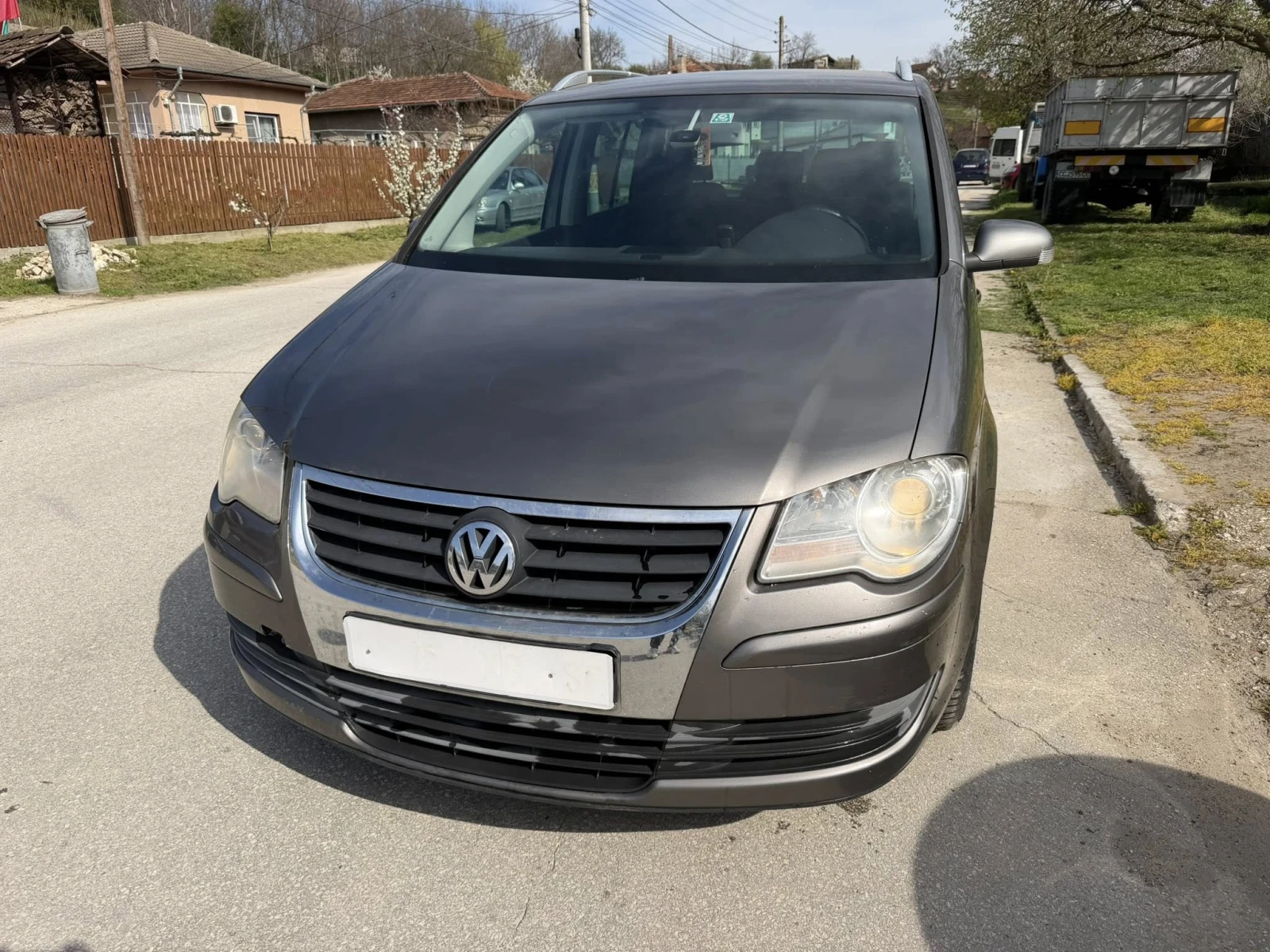 VW Touran 1.4tsi 140hp, снимка 6 - Автомобили и джипове - 55876252