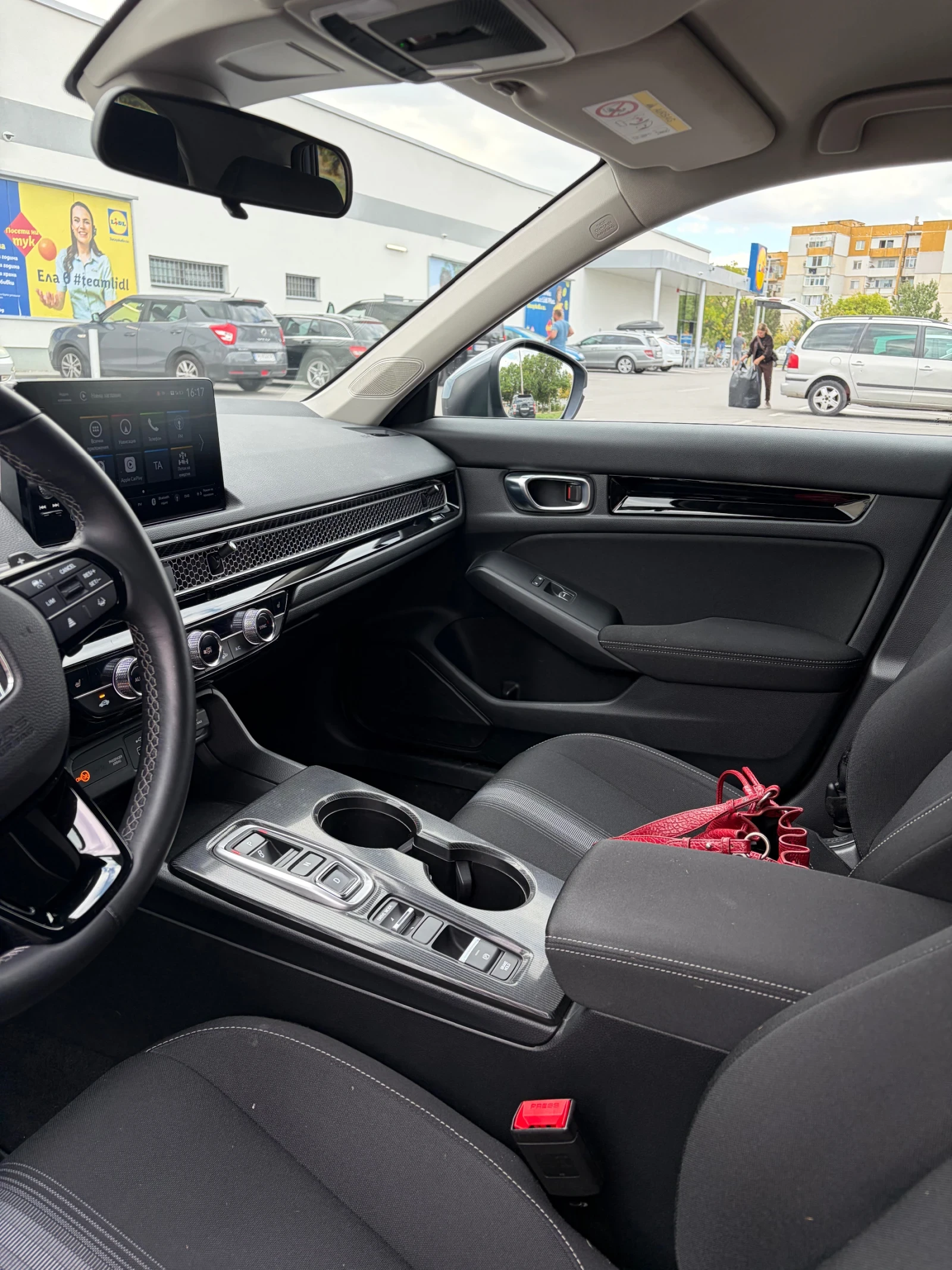 Honda Civic 2.0 e:HEV, снимка 7 - Автомобили и джипове - 56394204