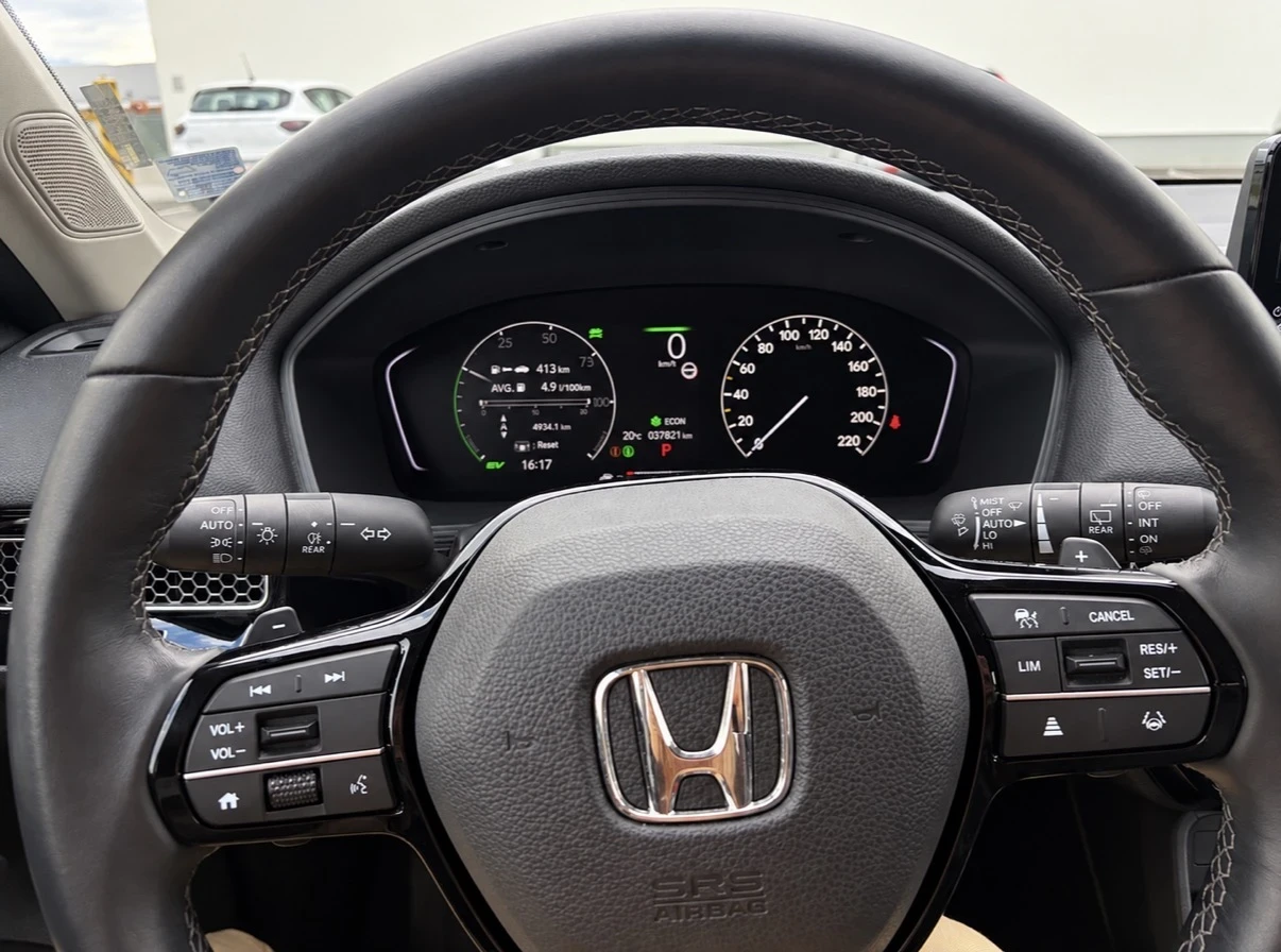 Honda Civic 2.0 e:HEV, снимка 10 - Автомобили и джипове - 56394204