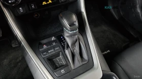 Toyota Rav4 XLE* DIGITAL* ДИСТРОНИК* КАМЕРА* ПАНО* ПОДГРЕВ* , снимка 9