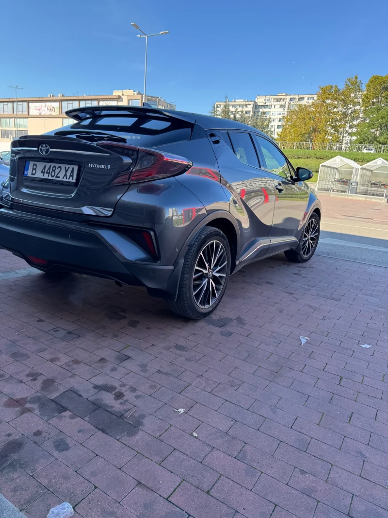 Toyota C-HR Hybrid , снимка 10 - Автомобили и джипове - 47549059