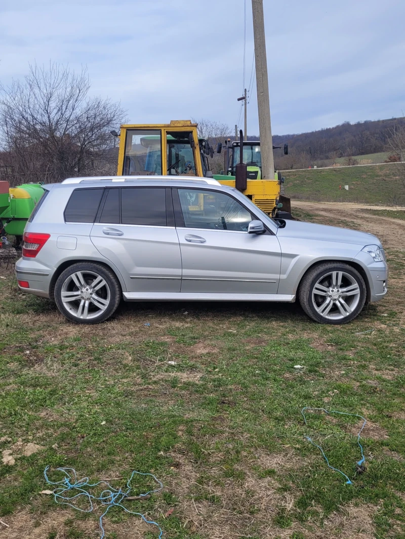 Mercedes-Benz GLK 320, снимка 15 - Автомобили и джипове - 48631929