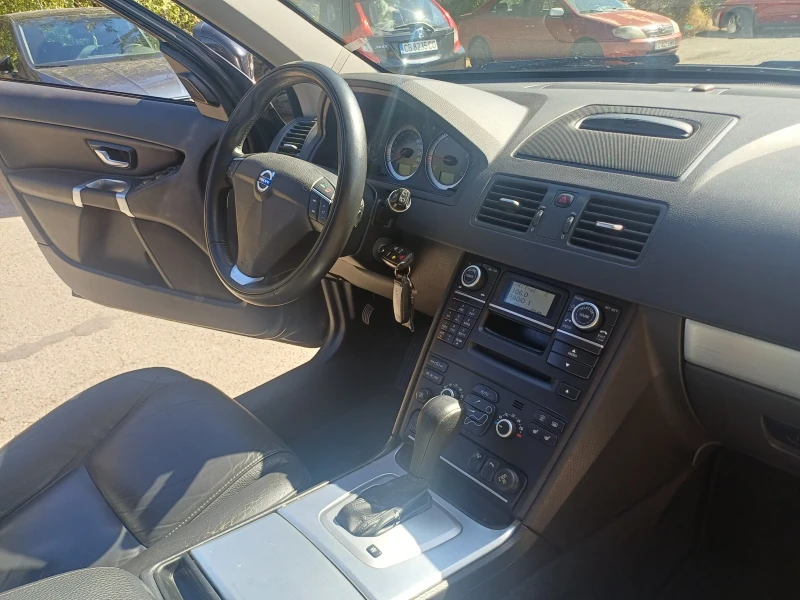 Volvo Xc90 2.4 D AWD, снимка 16 - Автомобили и джипове - 51760117