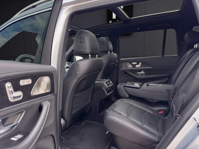 Mercedes-Benz GLS 63 AMG 4M* BURMESTER* PANO* HEAD UP* DISTRONIC* , снимка 15 - Автомобили и джипове - 52341544