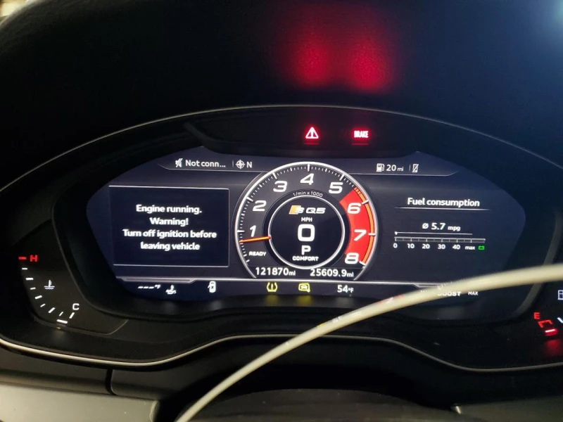 Audi SQ5 PREMIUM PLUS| DIGITAL| HEAD UP| PANO| BOSE, снимка 9 - Автомобили и джипове - 52911151