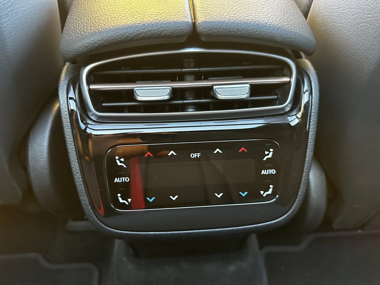 Mercedes-Benz EQE 43AMG AIRMATIC | Mobile.bg   16