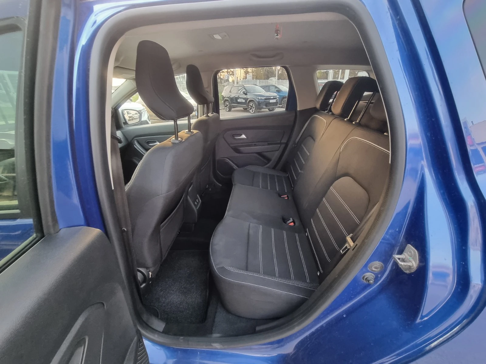 Dacia Duster TCe 100 ECO-G 4x2 BVM6 | Mobile.bg   16