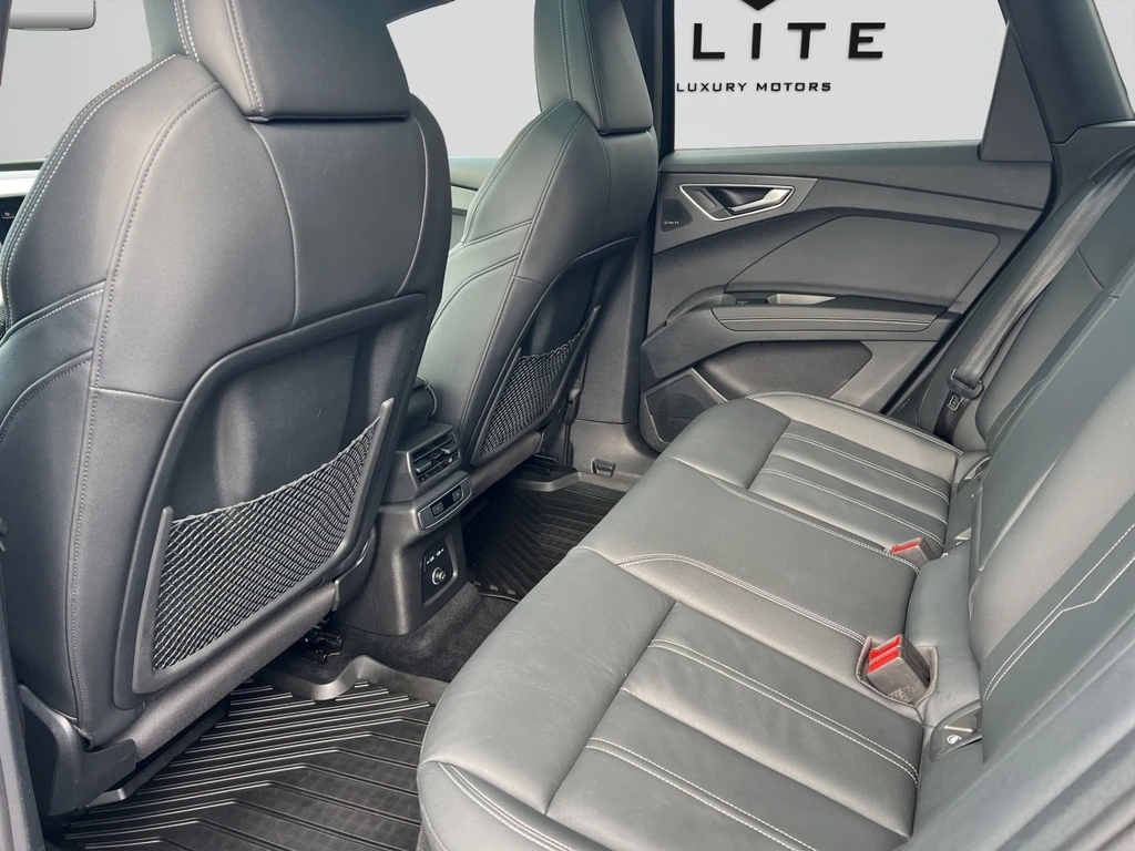 Audi Q4 E-Tron TECHNIK PKG - S-LINE PKG - 50 QUATTRO !!! | Mobile.bg � ����������� 13