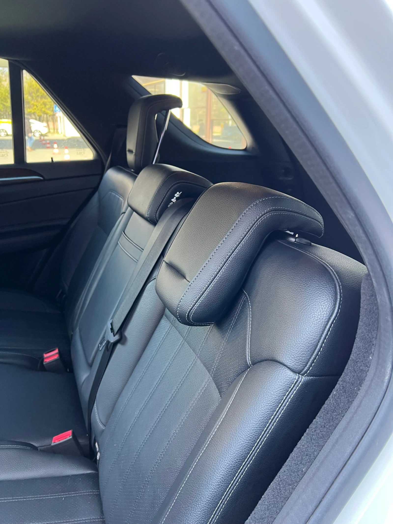 Mercedes-Benz GLE 350 350, снимка 14 - Автомобили и джипове - 53826454