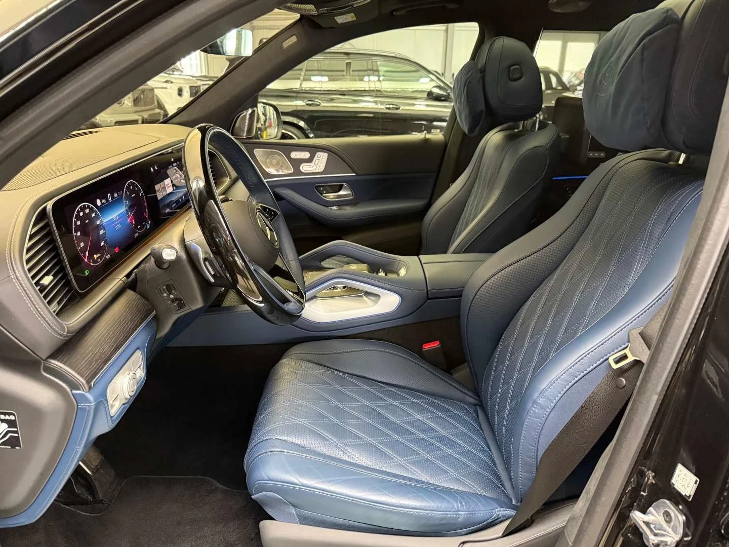 Mercedes-Benz GLS 600 MAYBACH 4MATIC FIRST-CLASS YACHT-BLUE BURMESTER-3D, снимка 4 - Автомобили и джипове - 54904426