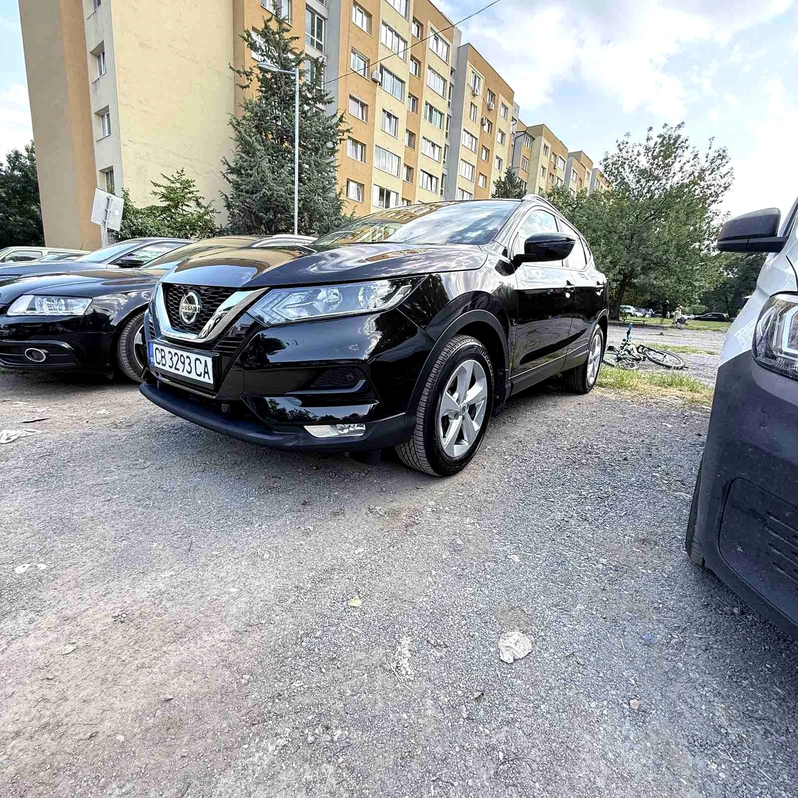 Nissan Qashqai, снимка 5 - Автомобили и джипове - 55681765