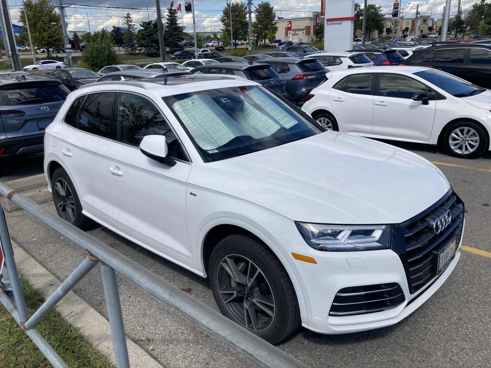 Audi Q5 Progressiv / АВТОКРЕДИТ, снимка 3 - Автомобили и джипове - 55968787