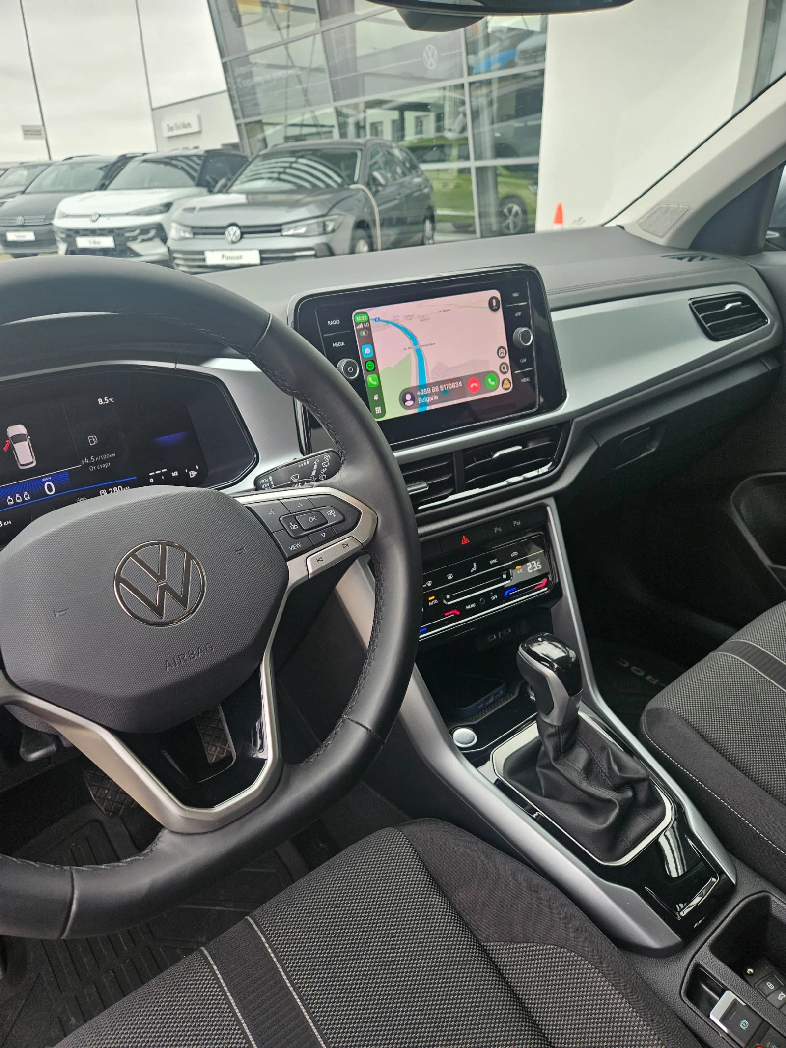 VW T-Roc Нов, снимка 3 - Автомобили и джипове - 56017091