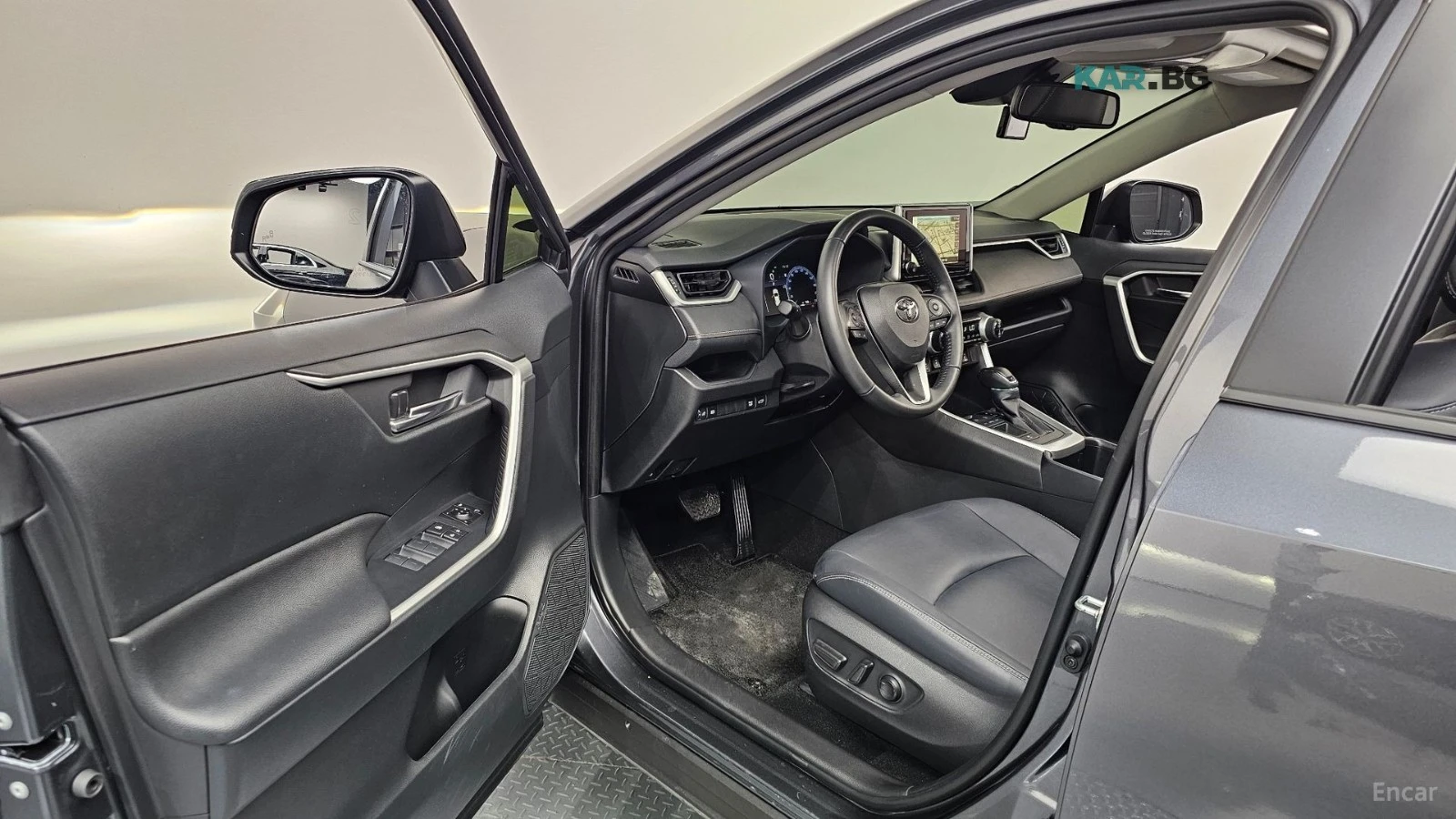 Toyota Rav4 XLE* DIGITAL* ДИСТРОНИК* КАМЕРА* ПАНО* ПОДГРЕВ* , снимка 10 - Автомобили и джипове - 56203536