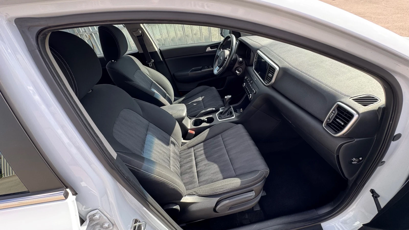 Kia Sportage 1600 GPL, снимка 10 - Автомобили и джипове - 56297315