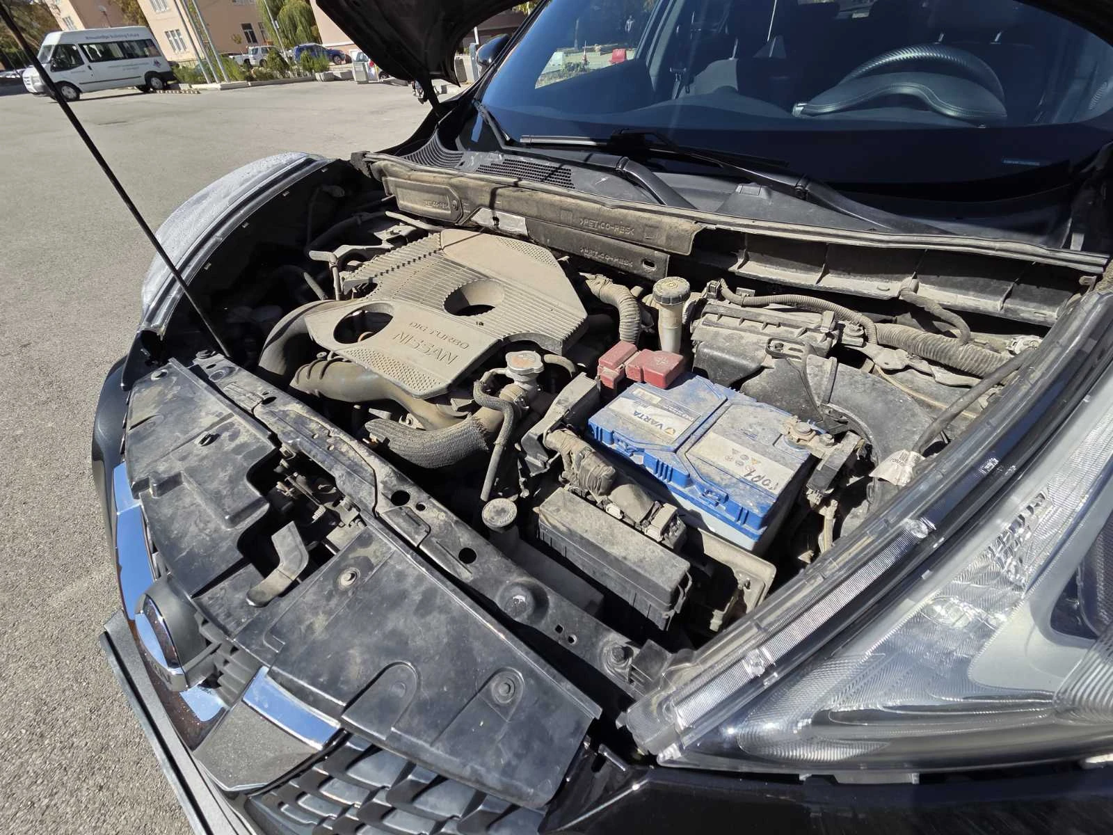 Nissan Juke 1.6 Turbo, снимка 7 - Автомобили и джипове - 56441793