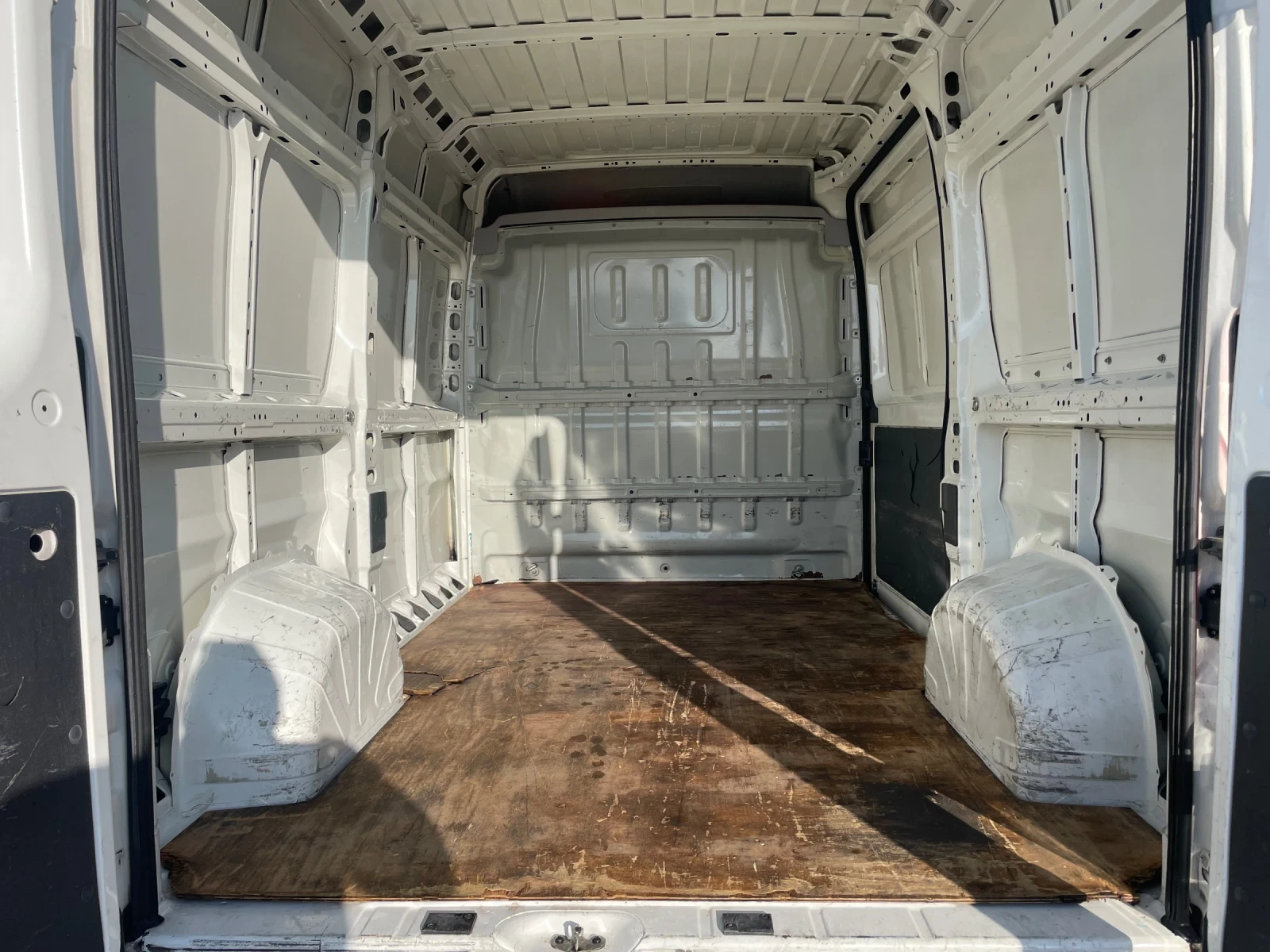 Fiat Ducato 2.3JTD - изображение 5