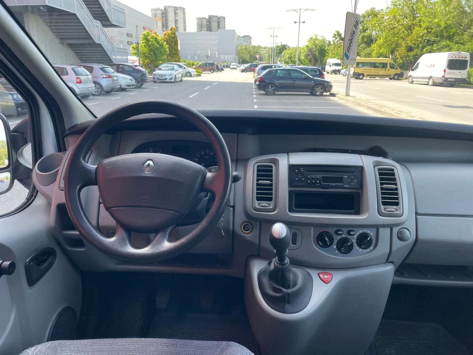Renault Trafic 2.0 DCI 90 кс 8+ 1 места ТОП СЪСТОЯНИЕ, снимка 15 - Бусове и автобуси - 54605241