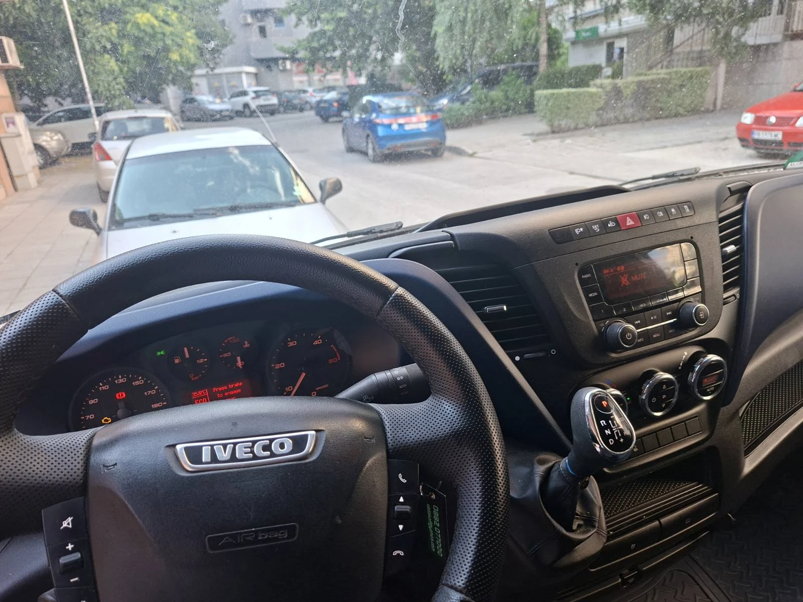 Iveco Daily, снимка 5 - Бусове и автобуси - 55512969