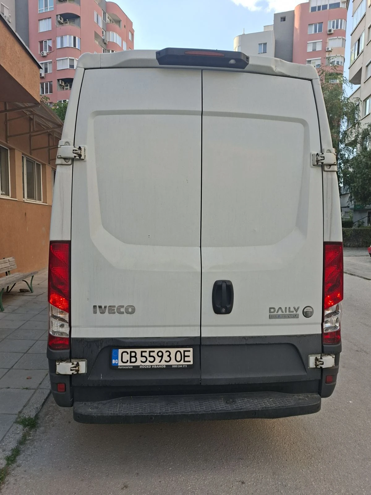 Iveco Daily, снимка 4 - Бусове и автобуси - 55512969