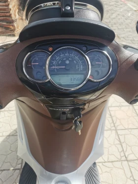 Piaggio Beverly 300i | Auto.bg — изображение 9